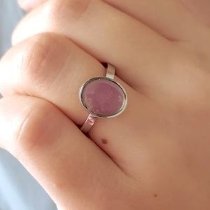 NWT Silver Mood Ring size 7 — color changing stone * purple pink green blue *